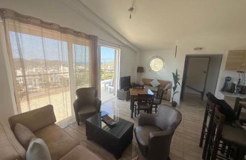 Anavyssos Apartment | Villas4rest sea view @ Saronida apartment.