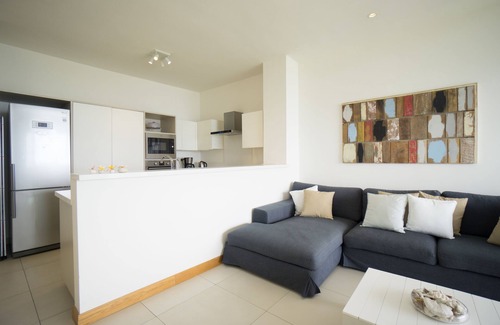 Wolmar Apartment | Villasun Seafront Apartment at Cap Ouest