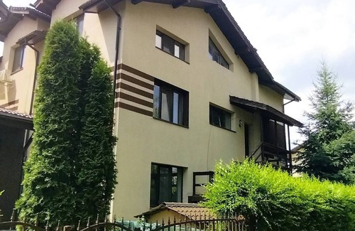 Iasi Villa | Villaweb nice studio 5min drive to center&airport
