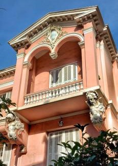 Old Town Apartment | Villawoho
