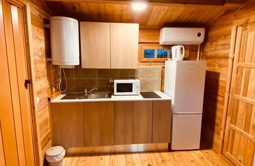 Canidelo House | Villelay - House 4 with two bedrooms, bathroom and kitchenette and air conditioning.