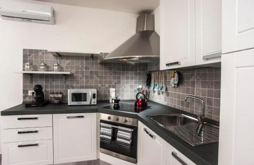Sarroch Apartment | Villetta farfalle