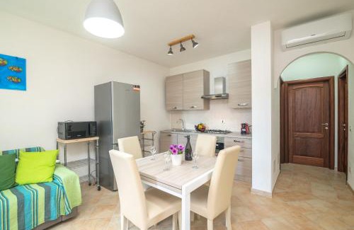 Case Peschiera-Lu Fraili House | Villetta La Cinta