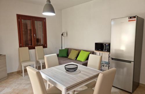 Case Peschiera-Lu Fraili House | Villetta La Cinta