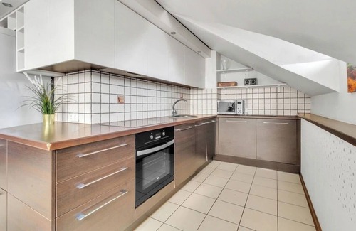 Old Town Apartment | Vilnius Old Town Amber Penthouse (self check-in)