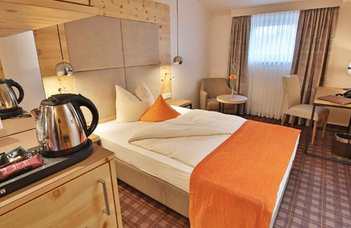 Rottersdorf Hotel | Vilstaler Hof Landgasthof & Hotel