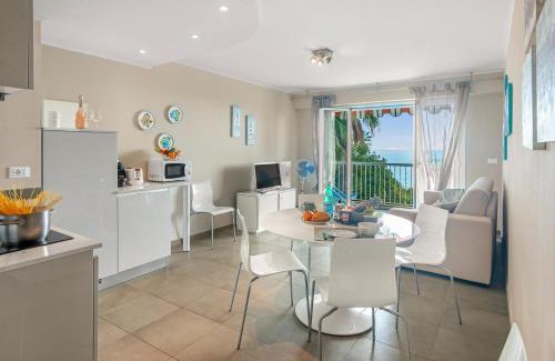 Gorbio Apartment | Vina del Mare - Happy Rentals