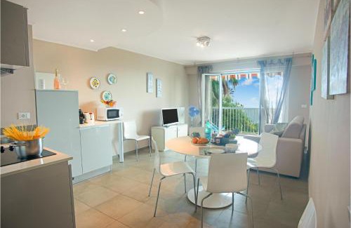 Gorbio Apartment | Vina del Mare - Happy Rentals
