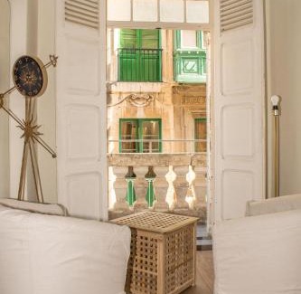 Valletta Apartment | Vincenti Strait Street Suite