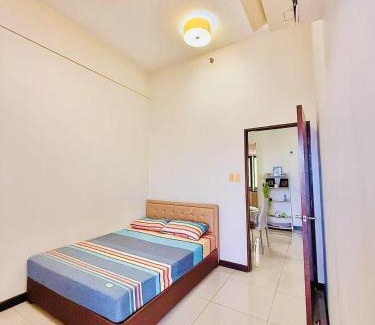 Ermita Night District Hostel | Vincondotel Malate Manila 2BR Admiral 2823