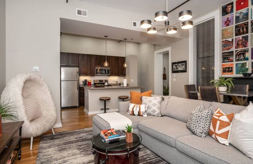 Over-the-Rhine Condo | Vine St Unit 203 · Gimme Shelter | OTR