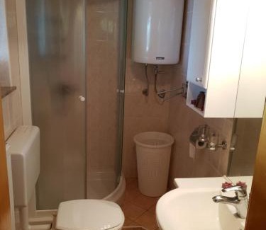 Bostanj Apartment | Vineyard Cottage Urban