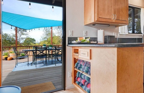 Santa Rosa House | Vineyard View Retreat in the Heart of Wine Country