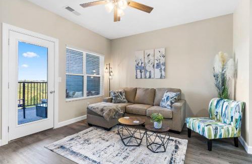 Branson Apartment | Vineyards Escape 3