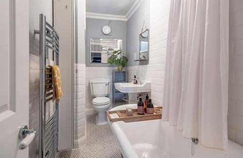 Bath Apartment | Vineyards in the Heart of Bath