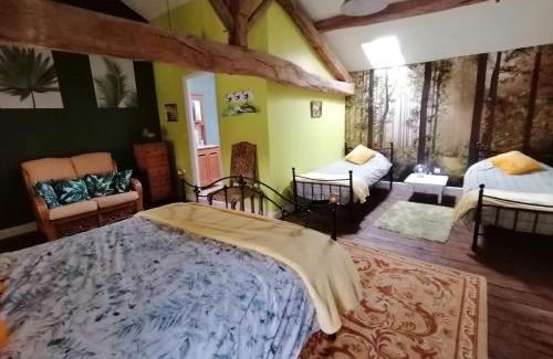 Champagne-Mouton Bed & Breakfast | Vingt Grand Rue