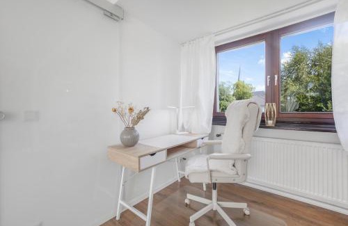Hattingen Apartment | VinhMinh Homes Apartment - Weihnachtsmarkt, Zentral, 4 Personen, freies Parken, WLAN und Arbeitsplatz