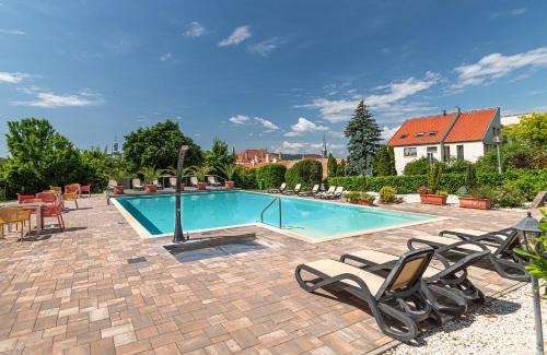 Sopron Apartment | Vinosseum Bor- és Apartmanház