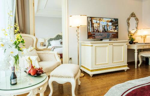 Bai Chay Resort | Vinpearl Resort & Spa Ha Long