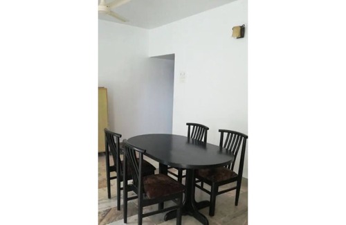Koregaon Park Apartment | Vintage 2BHK Green & Peaceful - Osho Centre at 5 mins