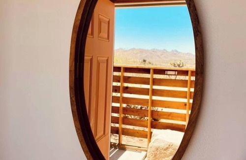 Joshua Tree Highlands House | Vintage Airstream near Joshua Tree National Park