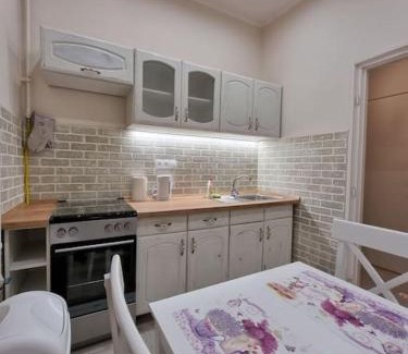 Miskolc Apartment | Vintage Apartman in city center