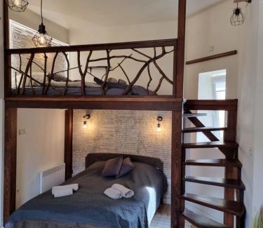 Miskolc Apartment | Vintage Apartman in city center