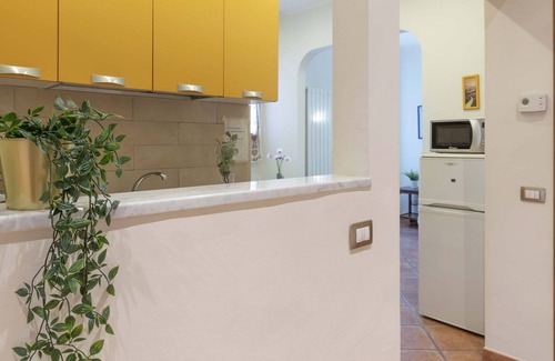Careggi Rifredi Apartment | Vintage Apartment in Florence