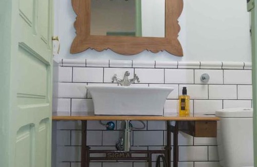 Alicante Apartment | Vintage & Cosy Auditorium