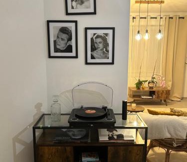 Zwijndrecht Apartment | Vintage dream