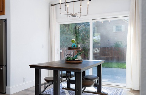 Carson City House | Vintage Gem 5-minute walk to Downtown Carson City! 25 minute drive to Lake Tahoe