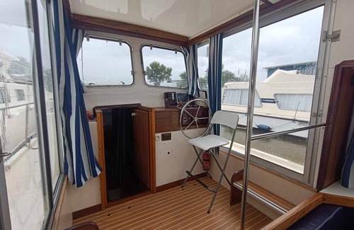 Pontailler-sur-Saone Boat Rental | Vintage Houseboat with Terrace - Sleeps 7