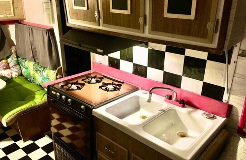 Durham Cottage | Vintage Scotty Camper Cottage w/AC - Durham, NC