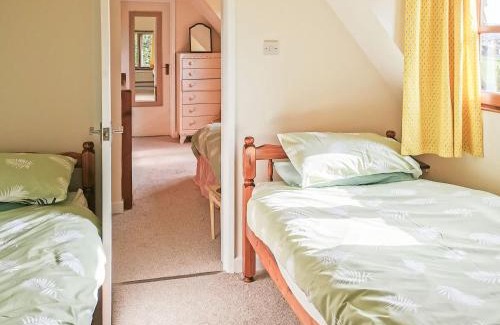 Stroud House | Violet Cottage