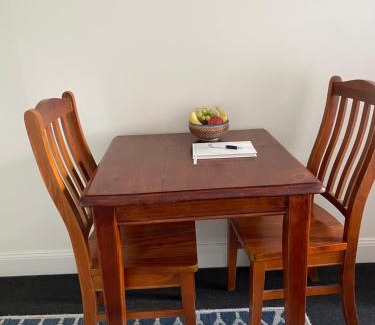 Hobart Central Business District Apartment | Violet Cottage in the City