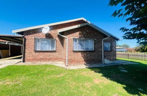 Ermelo Apartment | Violet