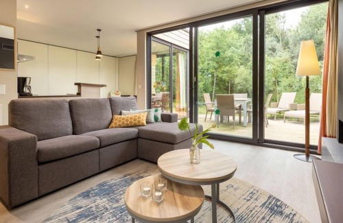Heijen House | VIP Eden Cottage by Interhome
