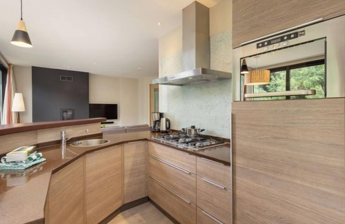 Heijen House | VIP Eden Cottage by Interhome