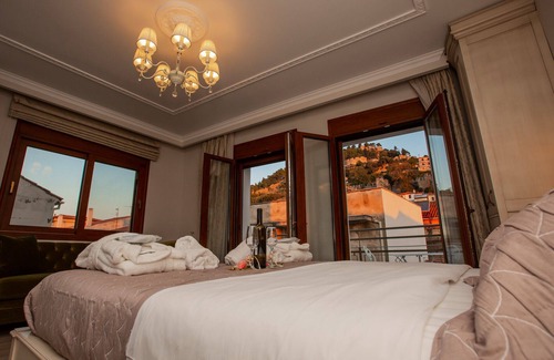 Gefira Mpania Apartment | Vip Lepanto Castle Suites