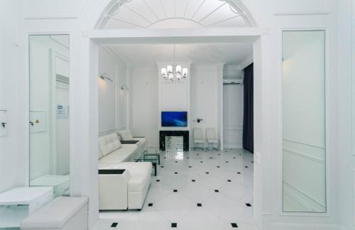 Besarabka Apartment | VIP near Premier Palace & Arena city
