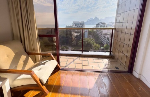 Zona Sul Apartment | VIP Stateroom Sea View and Sunset in Ipanema A1-009