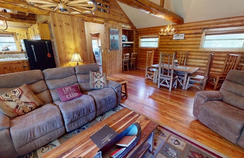 Gunnison Cabin | Virgil’s Cabin on the River