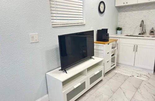 Palma Ceia West House | Virginia Park cottage of South Tampa