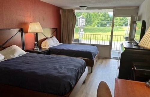 Stuart Hotel | Virginian Motel