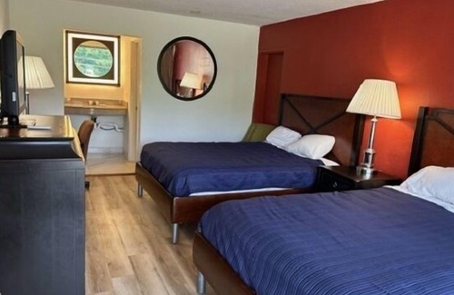 Stuart Hotel | Virginian Motel