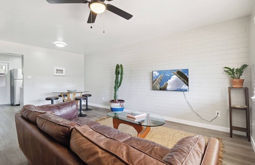 Camelback East Apartment | Viridian Biltmore Villa with Pool