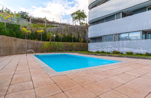 Sao Martinho Apartment | Virtudes Ocean view with pool by Holiday Rental Madeira