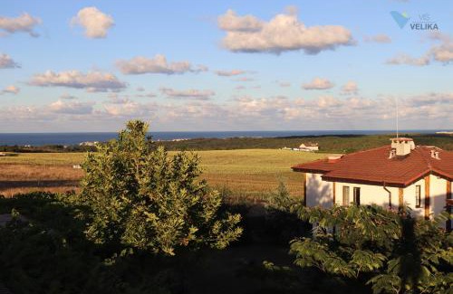 Lozenets Bed & Breakfast | Vis Velika