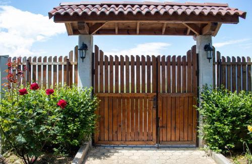 Lozenets Bed & Breakfast | Vis Velika