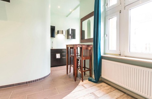 Schoeneberg Apartment | Visage Appart
